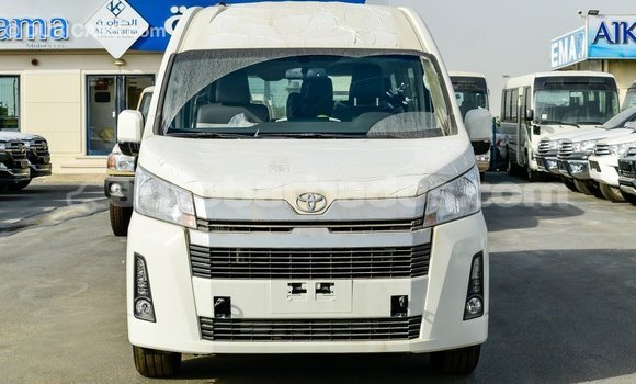 Buy Import Toyota Hiace White Car in Import - Dubai in Barbados Buy Import Toyota Hiace White Car in Import - Dubai in Barbados