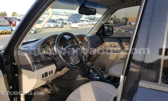 Buy Import Mitsubishi Pajero Black Car in Import - Dubai in Barbados Buy Import Mitsubishi Pajero Black Car in Import - Dubai in Barbados