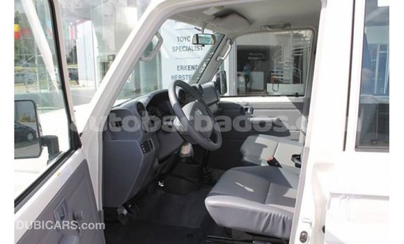 Buy Import Toyota Land Cruiser White Car in Import - Dubai in Barbados Buy Import Toyota Land Cruiser White Car in Import - Dubai in Barbados