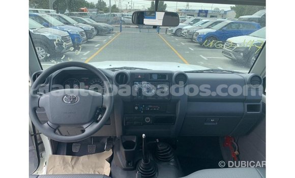 Buy Import Toyota Land Cruiser White Car in Import - Dubai in Barbados Buy Import Toyota Land Cruiser White Car in Import - Dubai in Barbados