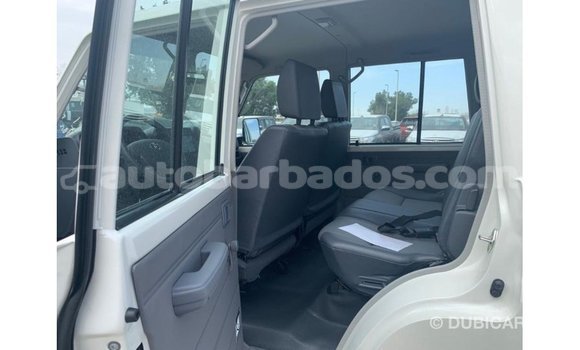 Buy Import Toyota Land Cruiser White Car in Import - Dubai in Barbados Buy Import Toyota Land Cruiser White Car in Import - Dubai in Barbados