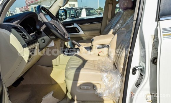 Buy Import Toyota Land Cruiser White Car in Import - Dubai in Barbados Buy Import Toyota Land Cruiser White Car in Import - Dubai in Barbados