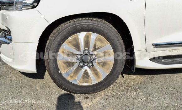 Buy Import Toyota Land Cruiser White Car in Import - Dubai in Barbados Buy Import Toyota Land Cruiser White Car in Import - Dubai in Barbados