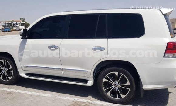 Buy Import Toyota Land Cruiser White Car in Import - Dubai in Barbados Buy Import Toyota Land Cruiser White Car in Import - Dubai in Barbados