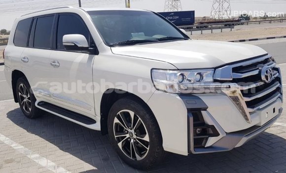 Buy Import Toyota Land Cruiser White Car in Import - Dubai in Barbados Buy Import Toyota Land Cruiser White Car in Import - Dubai in Barbados
