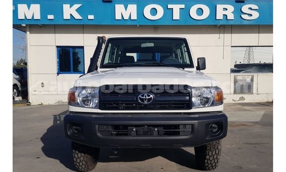 Buy Import Toyota Land Cruiser White Car in Import - Dubai in Barbados Buy Import Toyota Land Cruiser White Car in Import - Dubai in Barbados