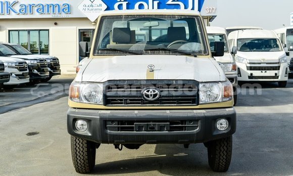 Buy Import Toyota Land Cruiser Beige Car in Import - Dubai in Barbados Buy Import Toyota Land Cruiser Beige Car in Import - Dubai in Barbados