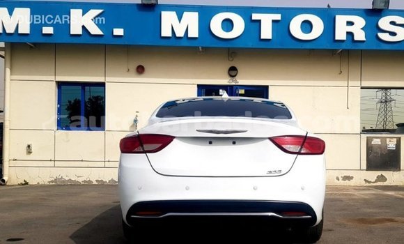 Buy Import Chrysler 200 White Car in Import - Dubai in Barbados Buy Import Chrysler 200 White Car in Import - Dubai in Barbados