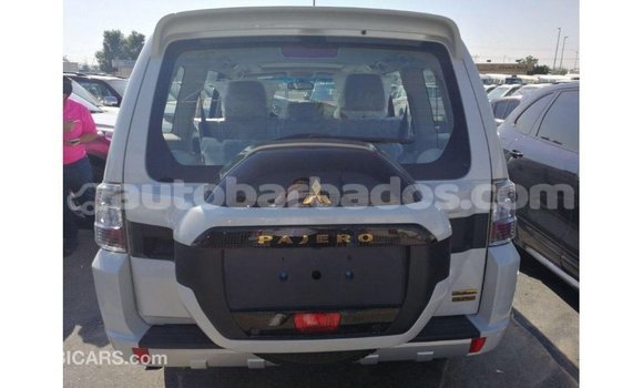 Buy Import Mitsubishi Pajero White Car in Import - Dubai in Barbados Buy Import Mitsubishi Pajero White Car in Import - Dubai in Barbados