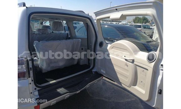 Buy Import Mitsubishi Pajero White Car in Import - Dubai in Barbados Buy Import Mitsubishi Pajero White Car in Import - Dubai in Barbados