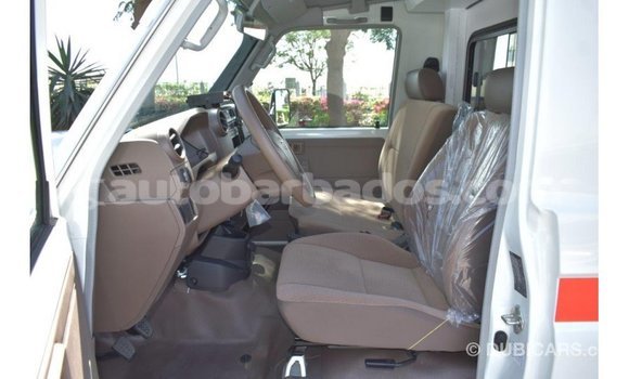 Buy Import Toyota Land Cruiser White Car in Import - Dubai in Barbados Buy Import Toyota Land Cruiser White Car in Import - Dubai in Barbados