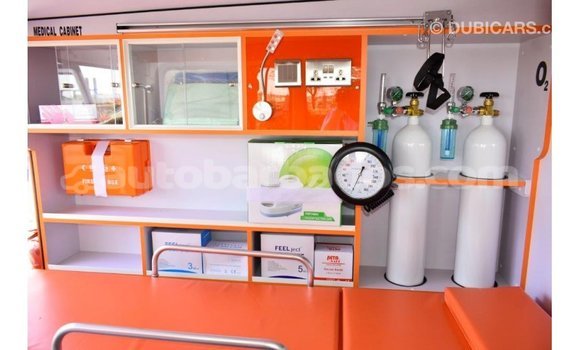 Buy Import Toyota Land Cruiser White Car in Import - Dubai in Barbados Buy Import Toyota Land Cruiser White Car in Import - Dubai in Barbados