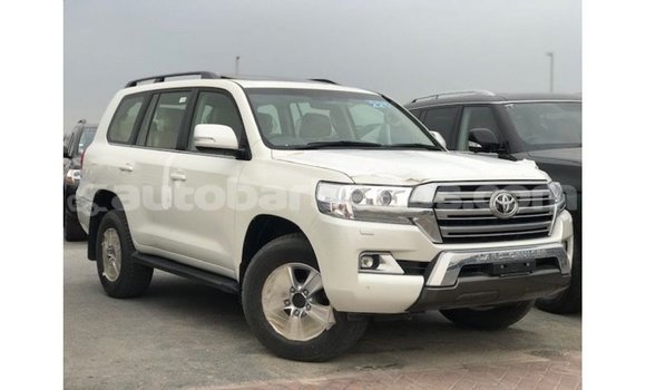 Buy Import Toyota Land Cruiser White Car in Import - Dubai in Barbados Buy Import Toyota Land Cruiser White Car in Import - Dubai in Barbados