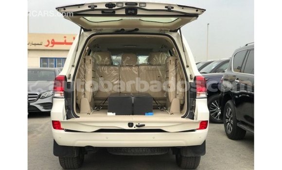 Buy Import Toyota Land Cruiser White Car in Import - Dubai in Barbados Buy Import Toyota Land Cruiser White Car in Import - Dubai in Barbados
