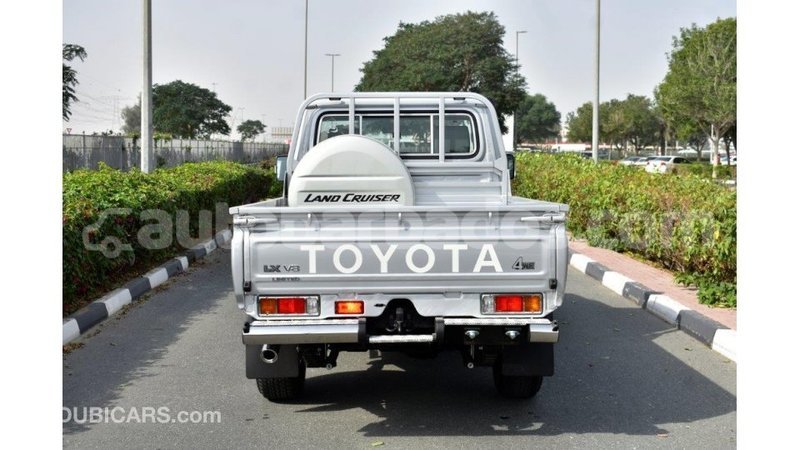 Big with watermark toyota land cruiser barbados import dubai 3043