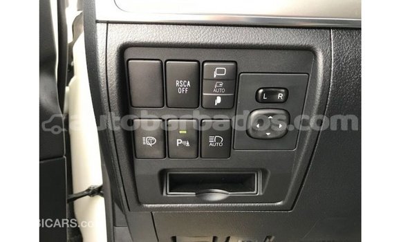 Buy Import Toyota Land Cruiser White Car in Import - Dubai in Barbados Buy Import Toyota Land Cruiser White Car in Import - Dubai in Barbados