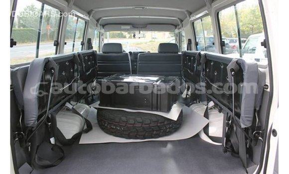 Buy Import Toyota Land Cruiser White Car in Import - Dubai in Barbados Buy Import Toyota Land Cruiser White Car in Import - Dubai in Barbados