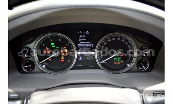 Buy Import Toyota Land Cruiser White Car in Import - Dubai in Barbados Buy Import Toyota Land Cruiser White Car in Import - Dubai in Barbados