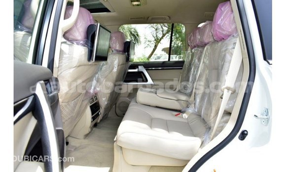 Buy Import Toyota Land Cruiser White Car in Import - Dubai in Barbados Buy Import Toyota Land Cruiser White Car in Import - Dubai in Barbados