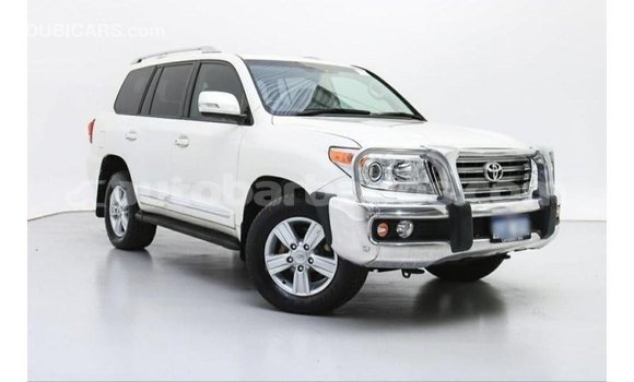 Buy Import Toyota Land Cruiser White Car in Import - Dubai in Barbados Buy Import Toyota Land Cruiser White Car in Import - Dubai in Barbados