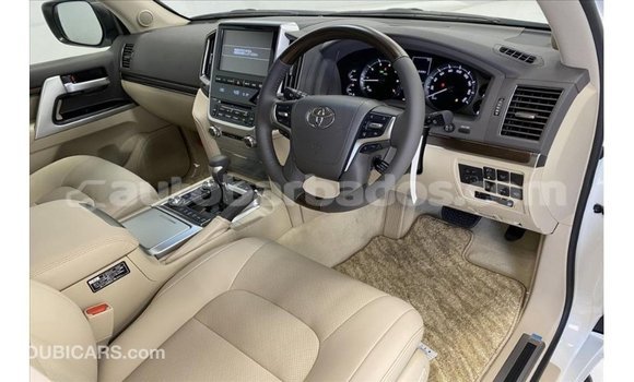 Buy Import Toyota Land Cruiser White Car in Import - Dubai in Barbados Buy Import Toyota Land Cruiser White Car in Import - Dubai in Barbados