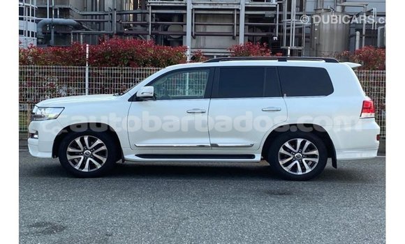Buy Import Toyota Land Cruiser White Car in Import - Dubai in Barbados Buy Import Toyota Land Cruiser White Car in Import - Dubai in Barbados