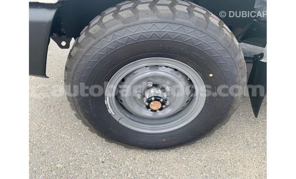 Buy Import Toyota Land Cruiser White Car in Import - Dubai in Barbados Buy Import Toyota Land Cruiser White Car in Import - Dubai in Barbados