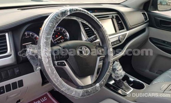 Buy Import Toyota Highlander Other Car in Import - Dubai in Barbados Buy Import Toyota Highlander Other Car in Import - Dubai in Barbados