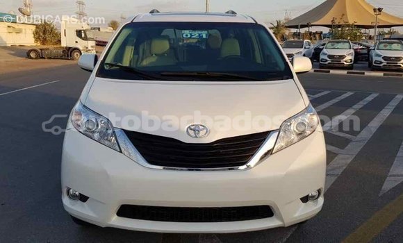 Buy Import Toyota Sienna White Car in Import - Dubai in Barbados Buy Import Toyota Sienna White Car in Import - Dubai in Barbados