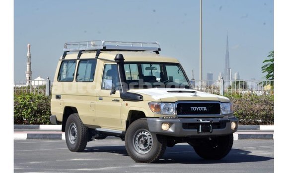 Buy Import Toyota Land Cruiser Beige Car in Import - Dubai in Barbados Buy Import Toyota Land Cruiser Beige Car in Import - Dubai in Barbados