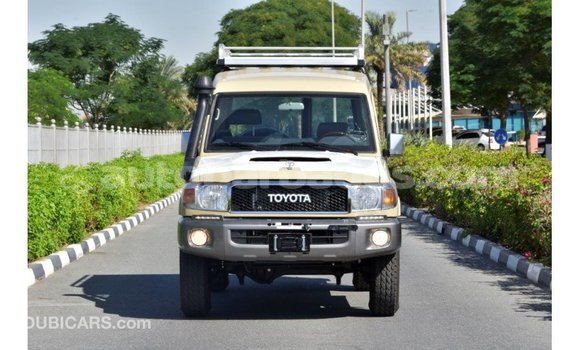 Buy Import Toyota Land Cruiser Beige Car in Import - Dubai in Barbados Buy Import Toyota Land Cruiser Beige Car in Import - Dubai in Barbados