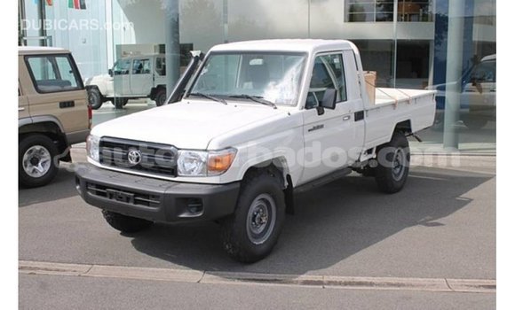 Buy Import Toyota Land Cruiser White Car in Import - Dubai in Barbados Buy Import Toyota Land Cruiser White Car in Import - Dubai in Barbados