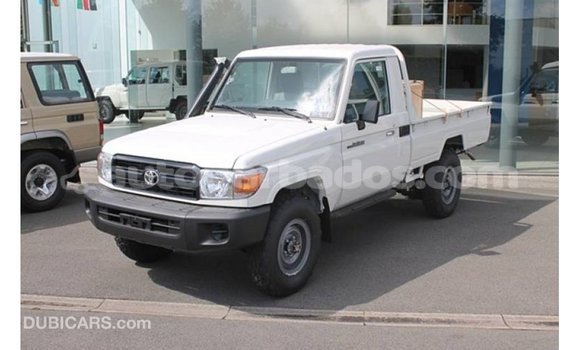 Buy Import Toyota Land Cruiser White Car in Import - Dubai in Barbados Buy Import Toyota Land Cruiser White Car in Import - Dubai in Barbados