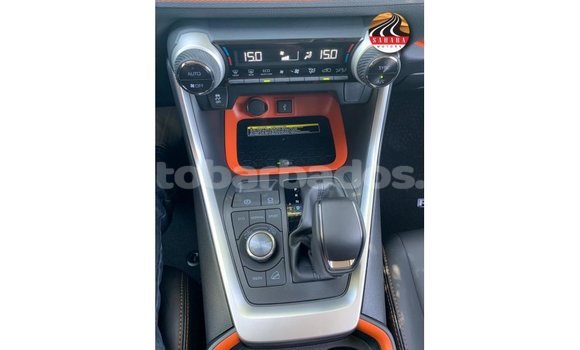 Buy Import Toyota HiAce Other Truck in Import - Dubai in Barbados Buy Import Toyota HiAce Other Truck in Import - Dubai in Barbados