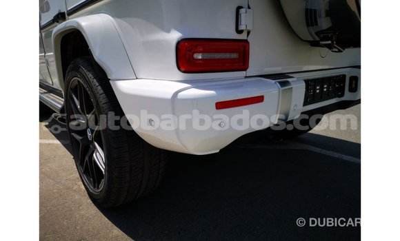 Buy Import Mercedes-Benz 190 (W201) White Car in Import - Dubai in Barbados Buy Import Mercedes-Benz 190 (W201) White Car in Import - Dubai in Barbados