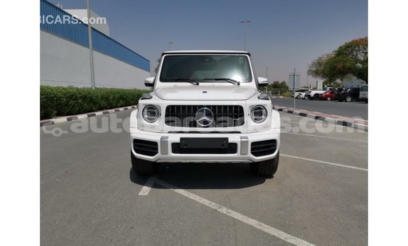 Buy Import Mercedes-Benz 190 (W201) White Car in Import - Dubai in Barbados Buy Import Mercedes-Benz 190 (W201) White Car in Import - Dubai in Barbados