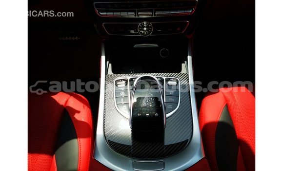 Buy Import Mercedes-Benz 190 (W201) White Car in Import - Dubai in Barbados Buy Import Mercedes-Benz 190 (W201) White Car in Import - Dubai in Barbados