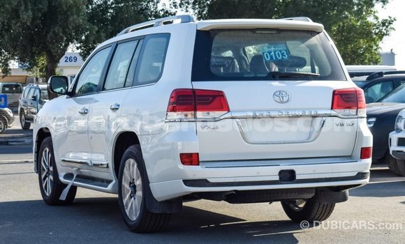 Buy Import Toyota Land Cruiser White Car in Import - Dubai in Barbados Buy Import Toyota Land Cruiser White Car in Import - Dubai in Barbados
