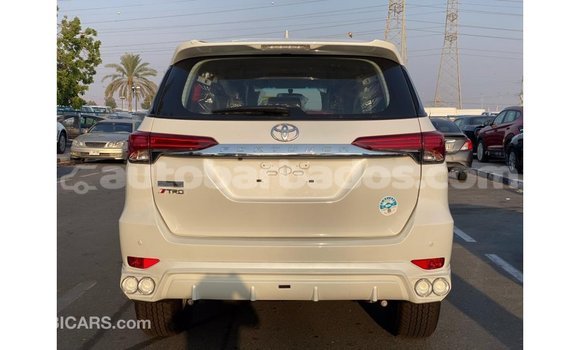 Buy Import Toyota Fortuner White Car in Import - Dubai in Barbados Buy Import Toyota Fortuner White Car in Import - Dubai in Barbados
