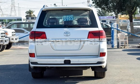 Buy Import Toyota Land Cruiser White Car in Import - Dubai in Barbados Buy Import Toyota Land Cruiser White Car in Import - Dubai in Barbados