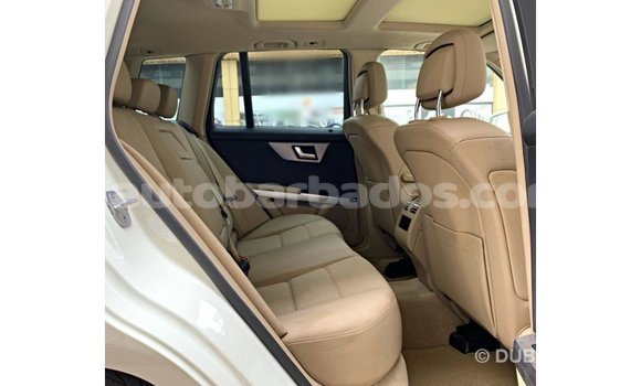 Buy Import Mercedes-Benz 190 (W201) White Car in Import - Dubai in Barbados Buy Import Mercedes-Benz 190 (W201) White Car in Import - Dubai in Barbados