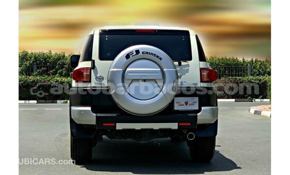 Buy Import Toyota FJ Cruiser White Car in Import - Dubai in Barbados Buy Import Toyota FJ Cruiser White Car in Import - Dubai in Barbados