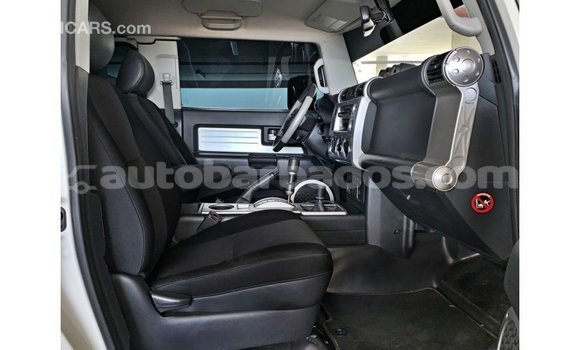 Buy Import Toyota FJ Cruiser White Car in Import - Dubai in Barbados Buy Import Toyota FJ Cruiser White Car in Import - Dubai in Barbados