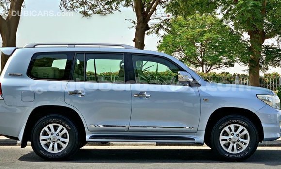 Buy Import Toyota Land Cruiser Blue Car in Import - Dubai in Barbados Buy Import Toyota Land Cruiser Blue Car in Import - Dubai in Barbados