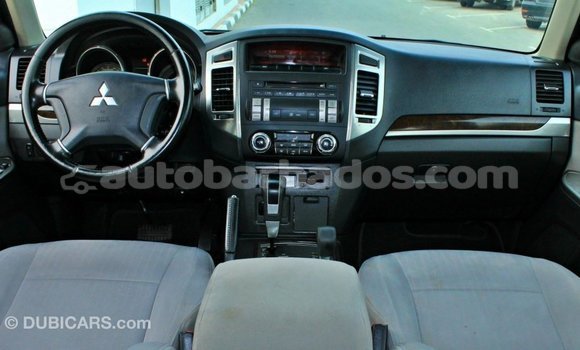 Buy Import Mitsubishi Pajero Brown Car in Import - Dubai in Barbados Buy Import Mitsubishi Pajero Brown Car in Import - Dubai in Barbados