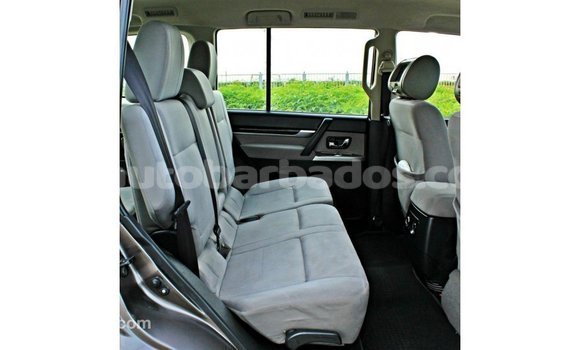 Buy Import Mitsubishi Pajero Brown Car in Import - Dubai in Barbados Buy Import Mitsubishi Pajero Brown Car in Import - Dubai in Barbados