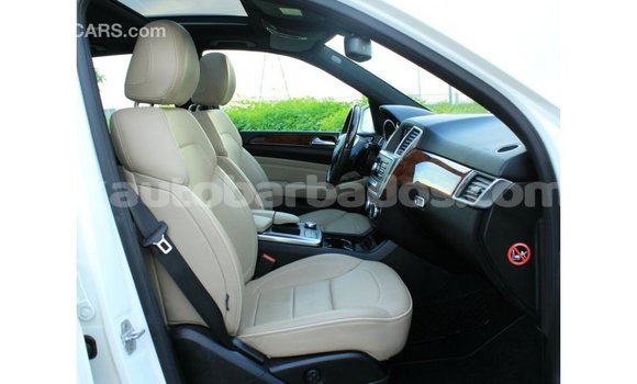 Buy Import Mercedes-Benz 190 (W201) White Car in Import - Dubai in Barbados Buy Import Mercedes-Benz 190 (W201) White Car in Import - Dubai in Barbados