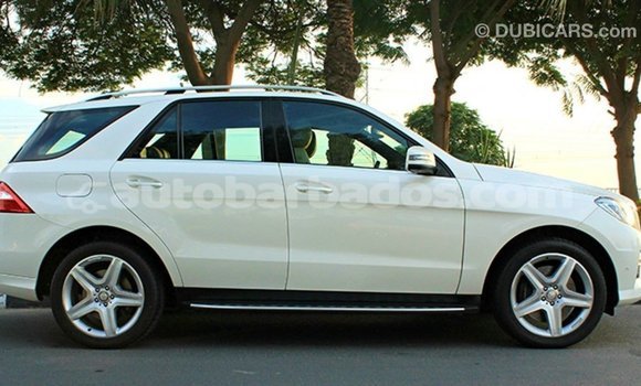 Buy Import Mercedes-Benz 190 (W201) White Car in Import - Dubai in Barbados Buy Import Mercedes-Benz 190 (W201) White Car in Import - Dubai in Barbados
