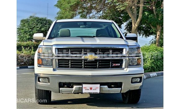 Buy Import Chevrolet Silverado White Car in Import - Dubai in Barbados Buy Import Chevrolet Silverado White Car in Import - Dubai in Barbados