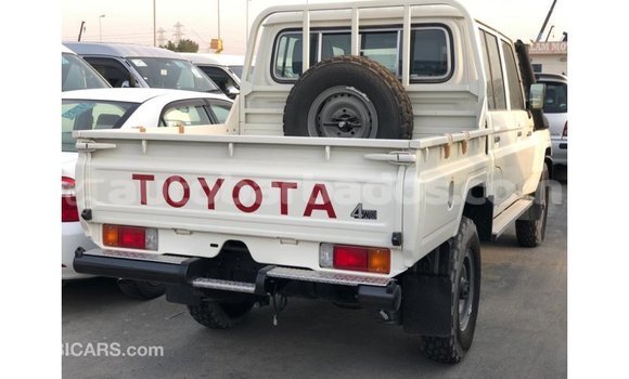 Buy Import Toyota Land Cruiser White Car in Import - Dubai in Barbados Buy Import Toyota Land Cruiser White Car in Import - Dubai in Barbados